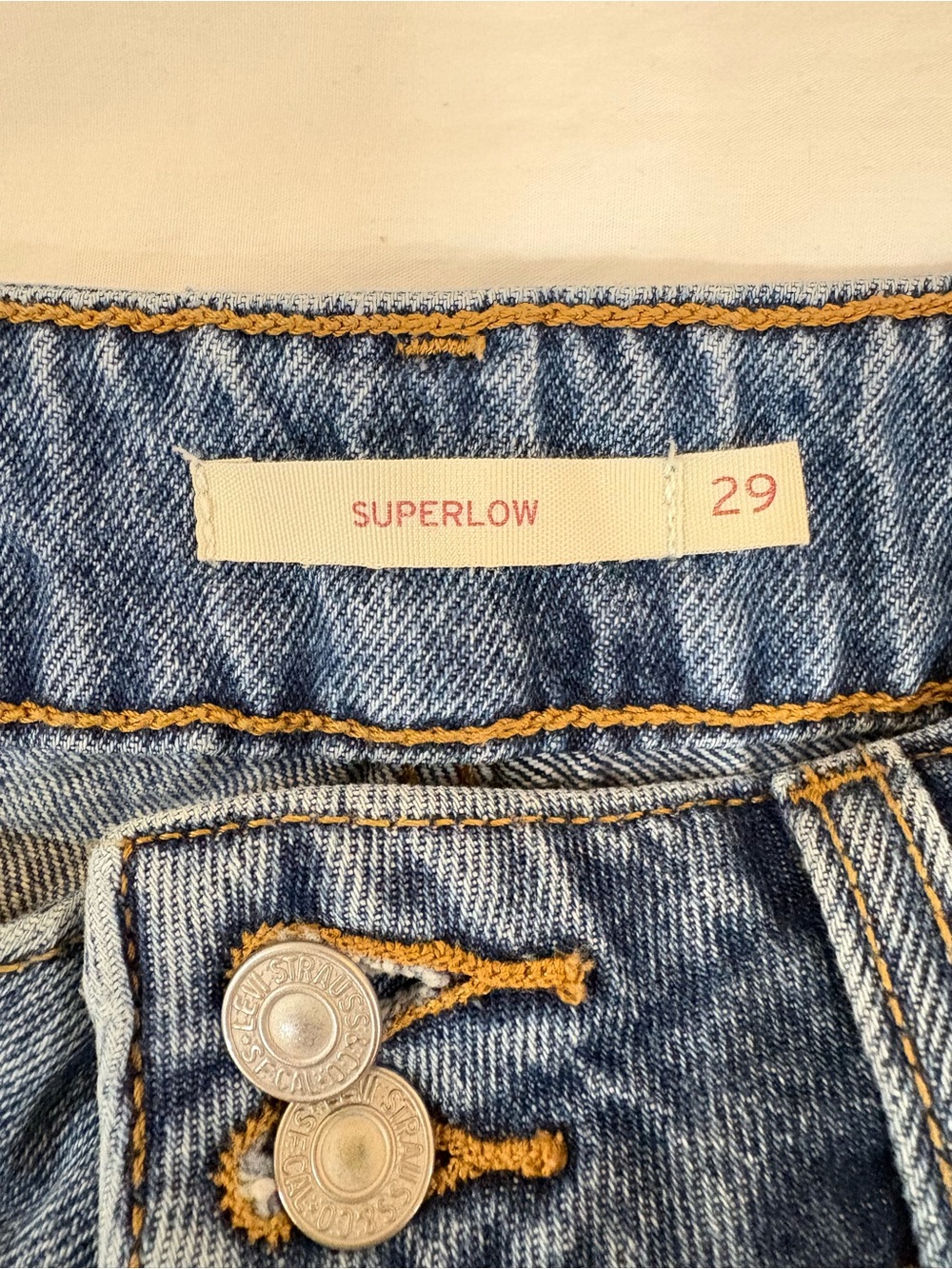 Levi's Light Blue Wide-Leg Women's Jeans - Picture 4 of 9